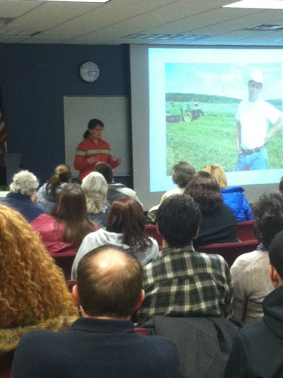 Suzie talking about locavores at a recent Mohawk Valley Community College event.